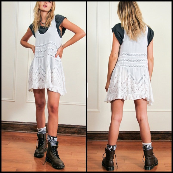 Free People Dresses & Skirts - Free People WhiteGray Dot Lace Trapeze Slip Dress